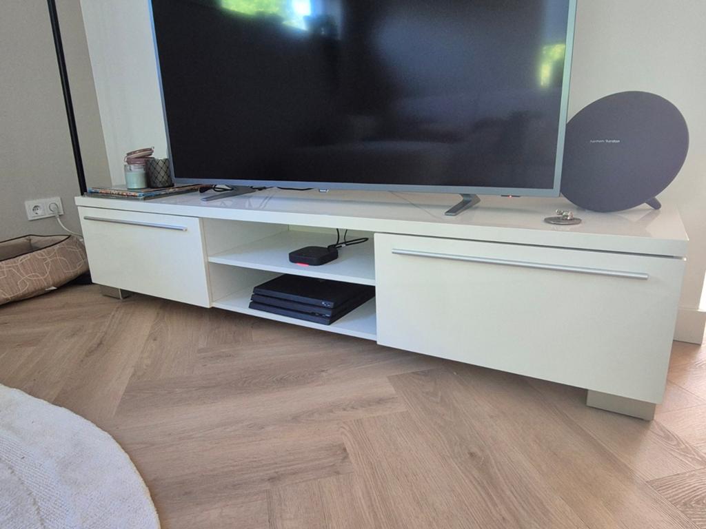 Hoogglans Wit TV-meubel 1,80m breed, Ophalen, 25 tot 50 cm, 150 tot 200 cm, Minder dan 100 cm