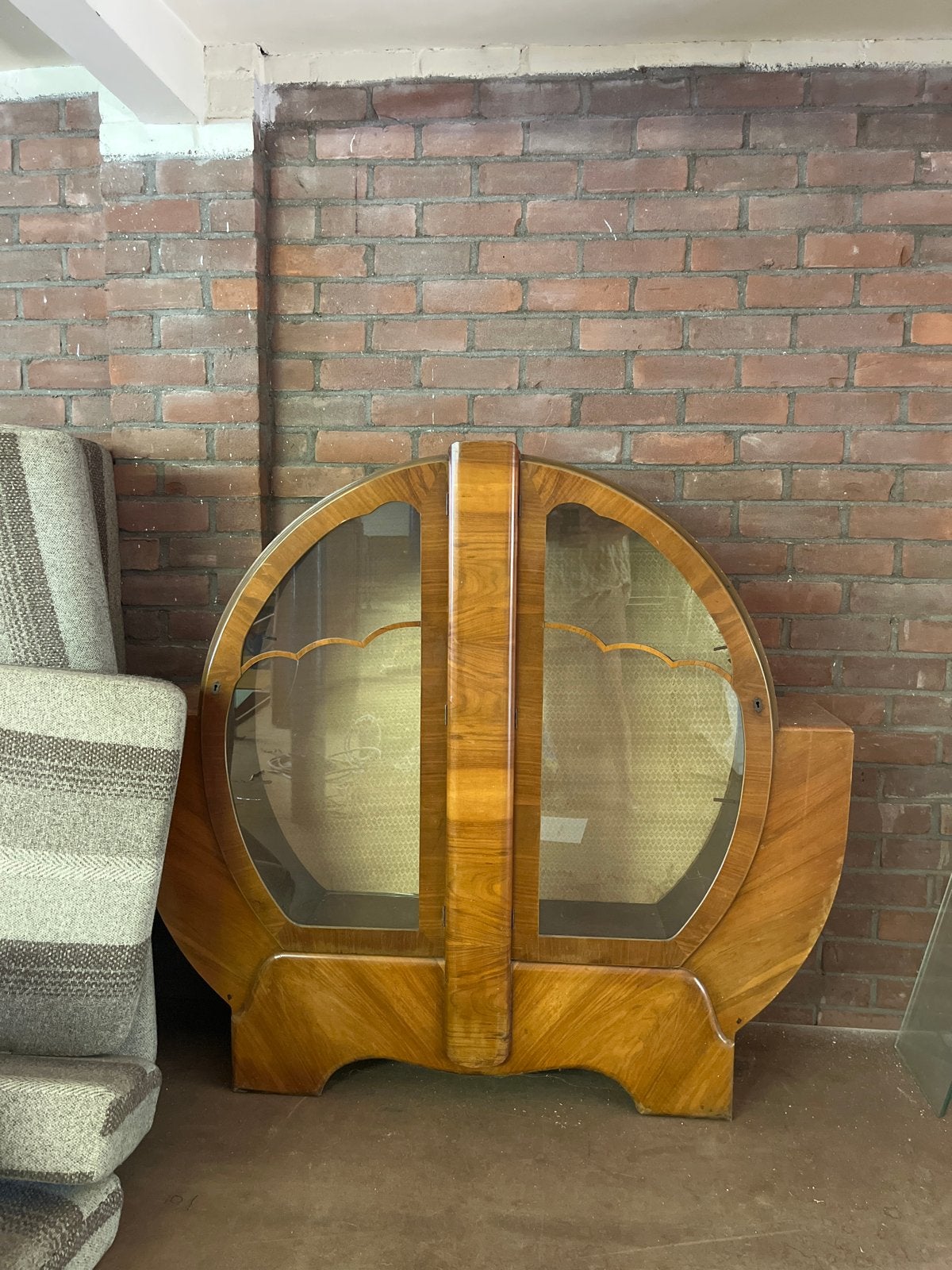 Art Deco Vitrinekast Notenhout - Jaren '20-'30, Ophalen