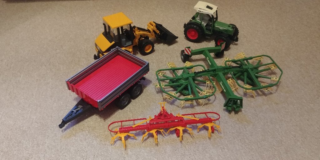 Bruder trekker, Shovel en accessoires, Ophalen, Zo goed als nieuw