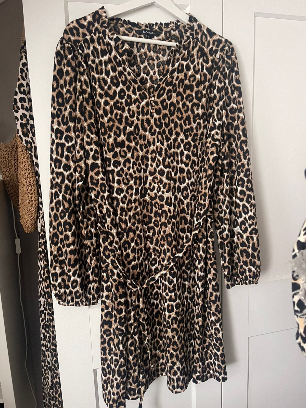 MS mode - hippe jurk/ tuniek panterprint L maat 46/48, Verzenden, Zo goed als nieuw, Maat 46/48 (XL) of groter, Knielengte