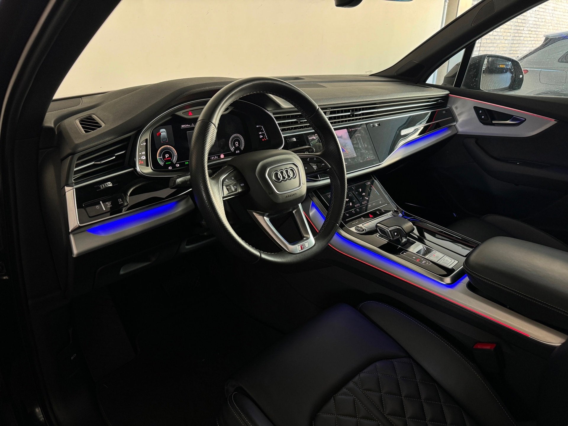 Audi Q7 55 TFSI e quattro Competition Pano|Trekhaak|Keyless|, Auto's, Automaat, Dealer onderhouden, Gebruikt, Euro 6
