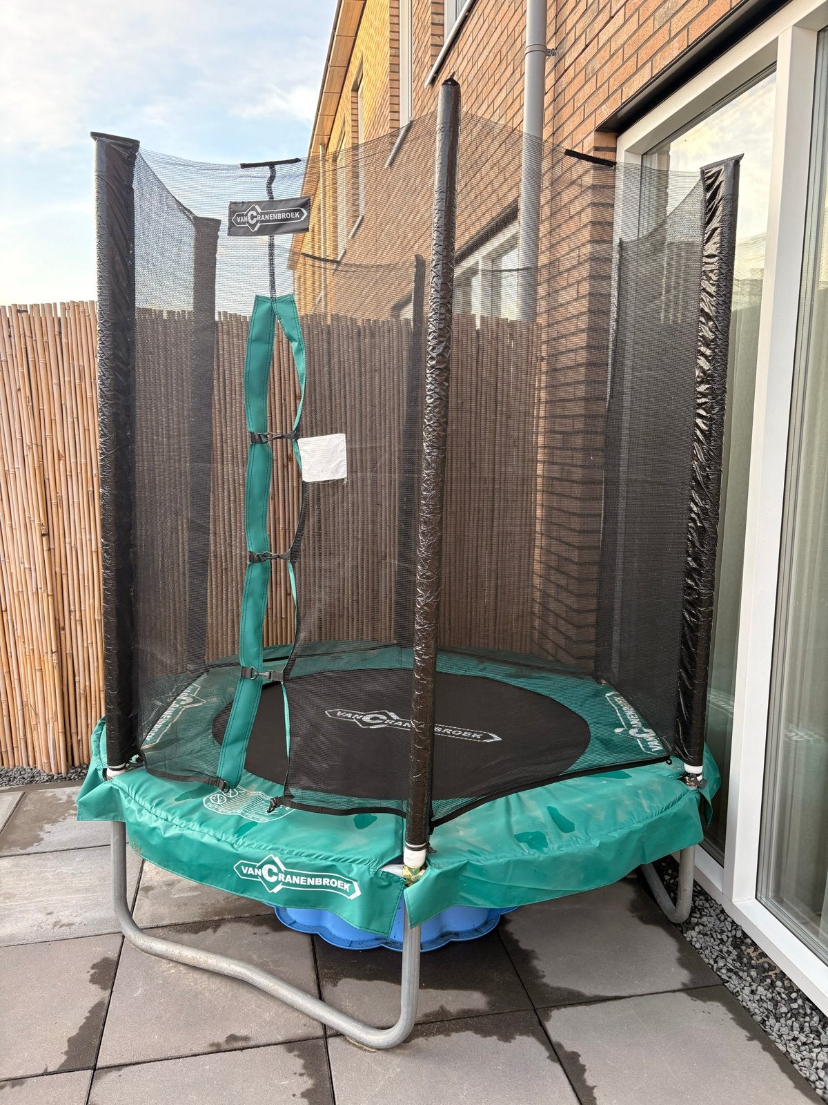Trampoline, Ophalen, Gebruikt