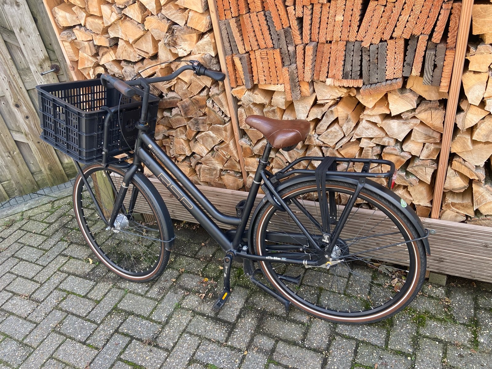 BSP Metropolis Damesfiets met Voordrager en Mand, Overige merken, Terugtraprem, Gebruikt, Versnellingen
