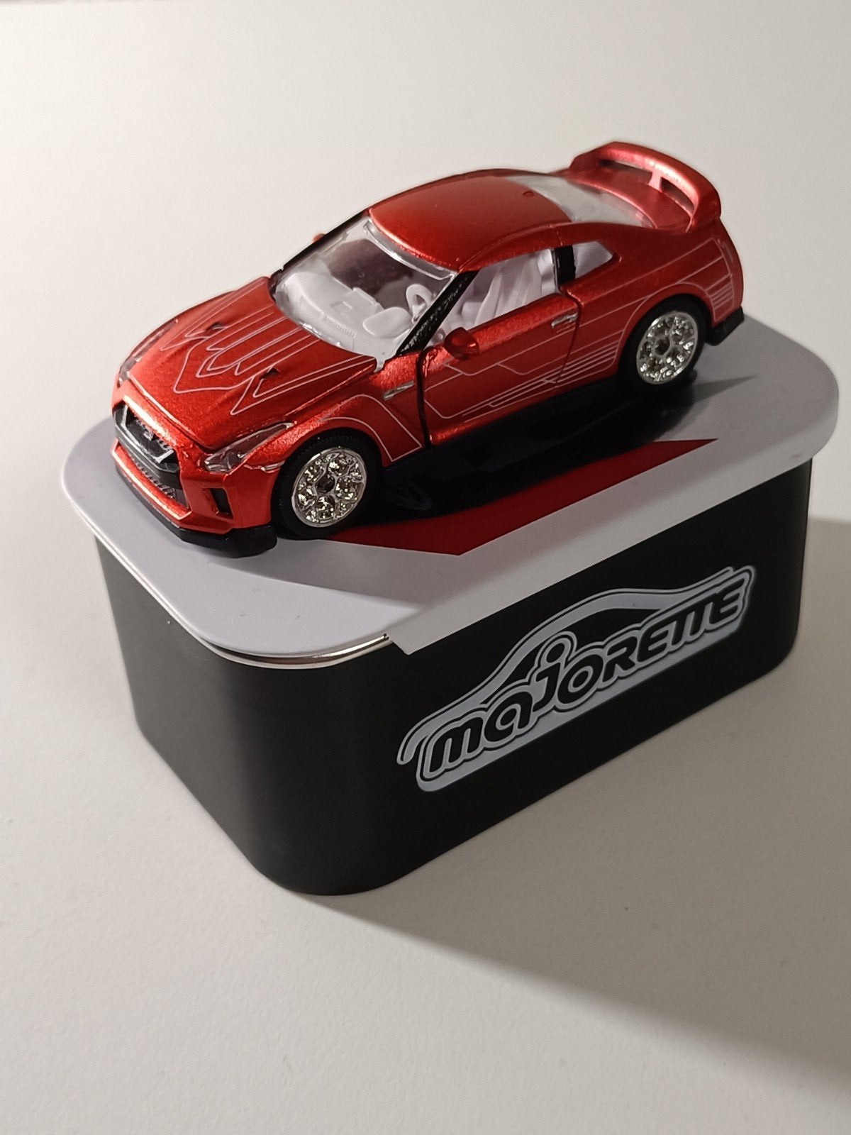 Majorette Topmodel Nissan GT-R met bewegende delen, Ophalen of Verzenden