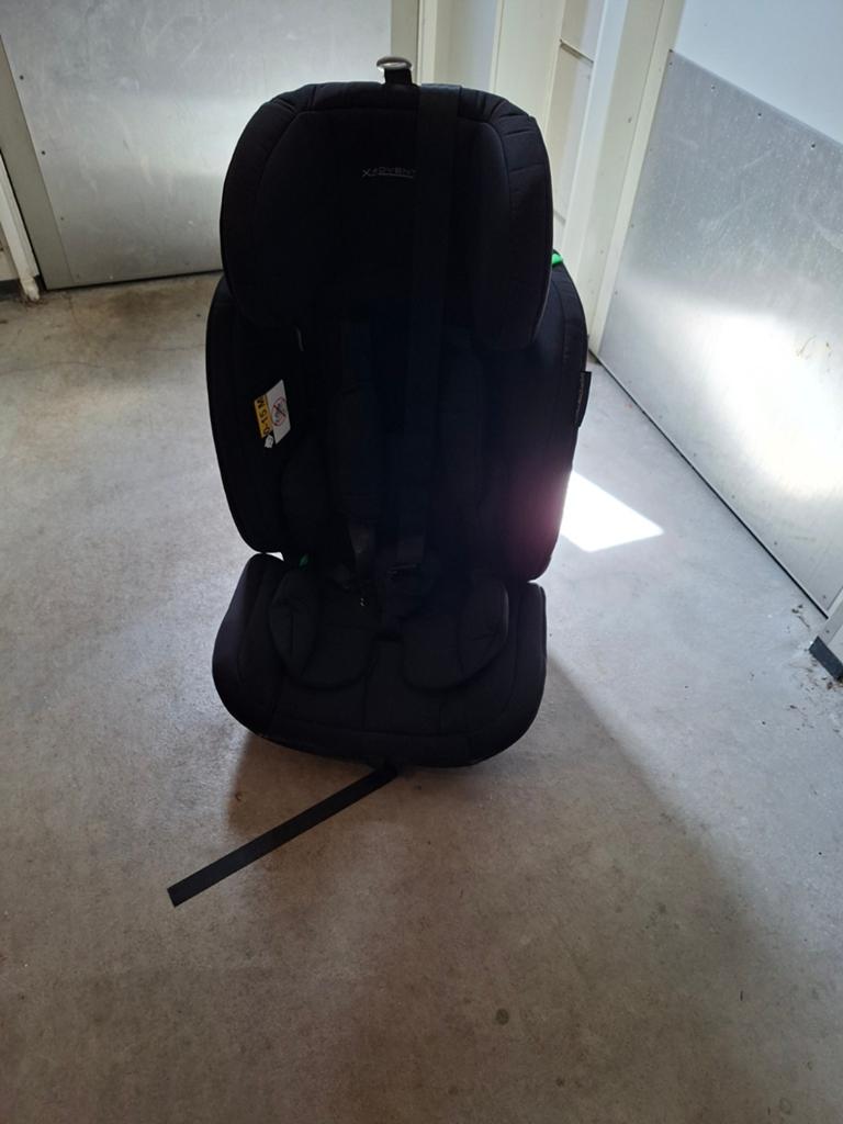 Autostoel isofix, Kinderen en Baby's, Autostoeltjes, Overige merken, Autogordel, 15 t/m 36 kg, Ophalen of Verzenden