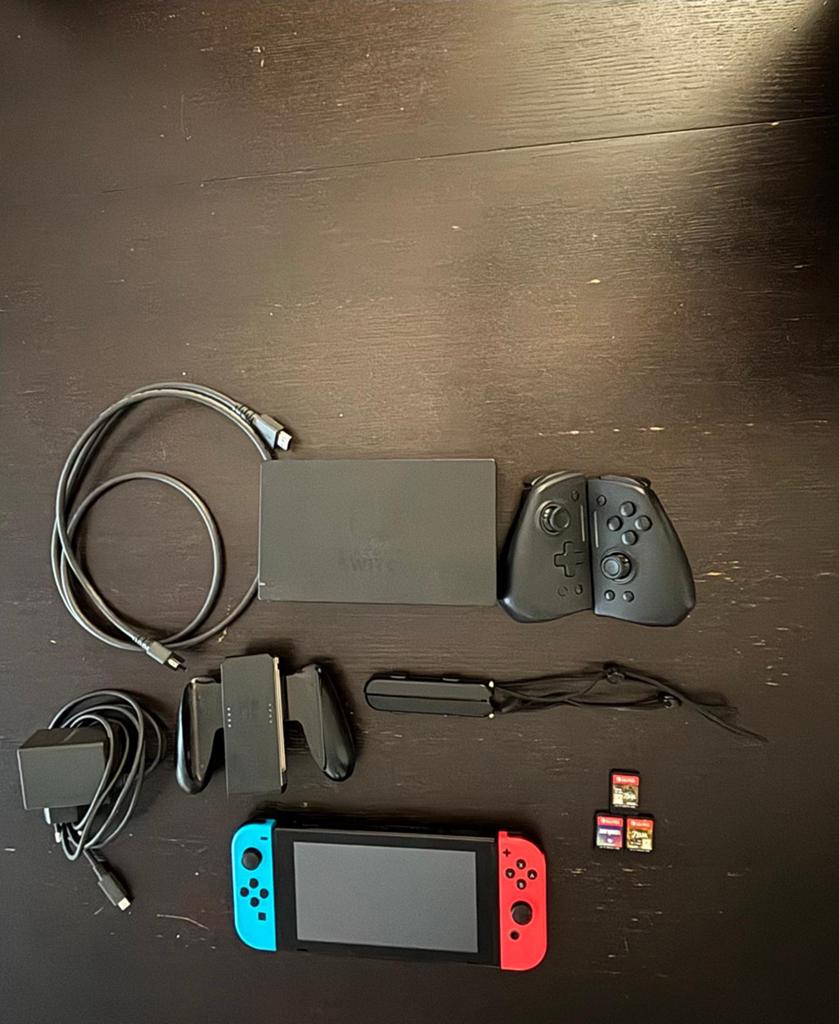 nintendo switch v1 unpatched, Spelcomputers en Games, Games | Nintendo Switch, Ophalen, Online, Gebruikt, Vechten