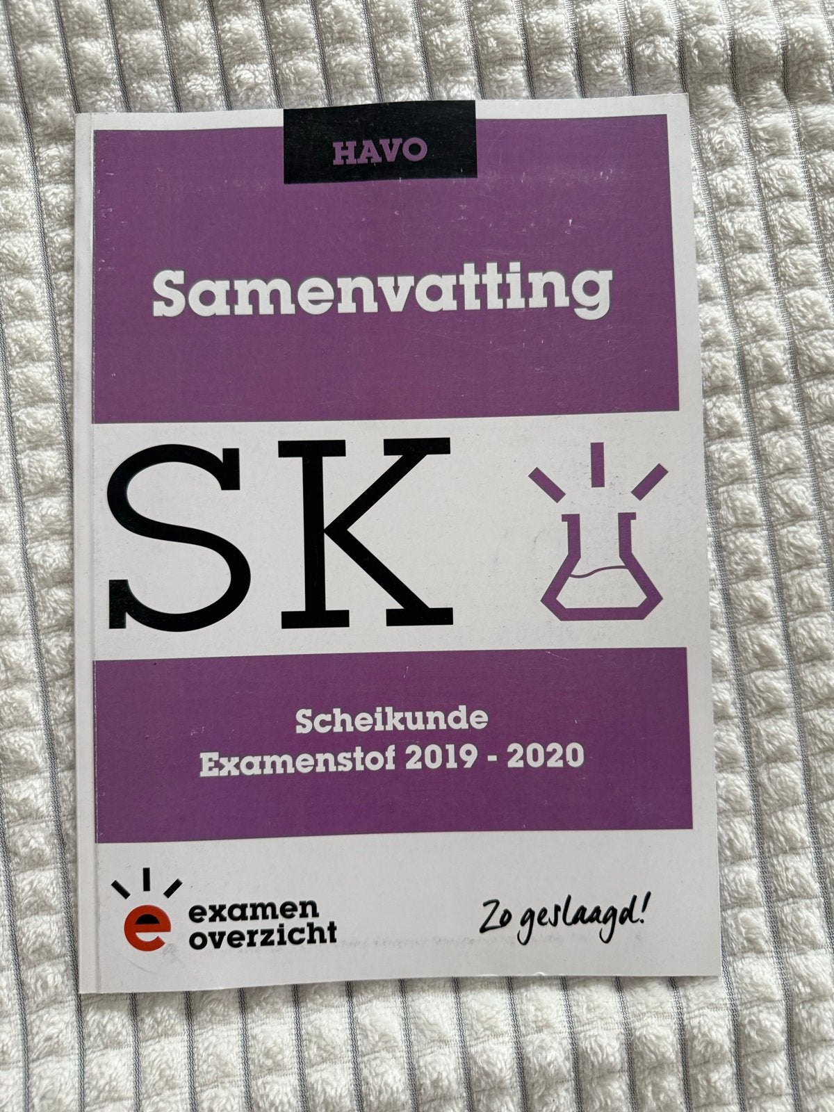 ExamenOverzicht Scheikunde HAVO Samenvatting & Oefenboek, Boeken, Ophalen of Verzenden, Gelezen, HAVO, Scheikunde