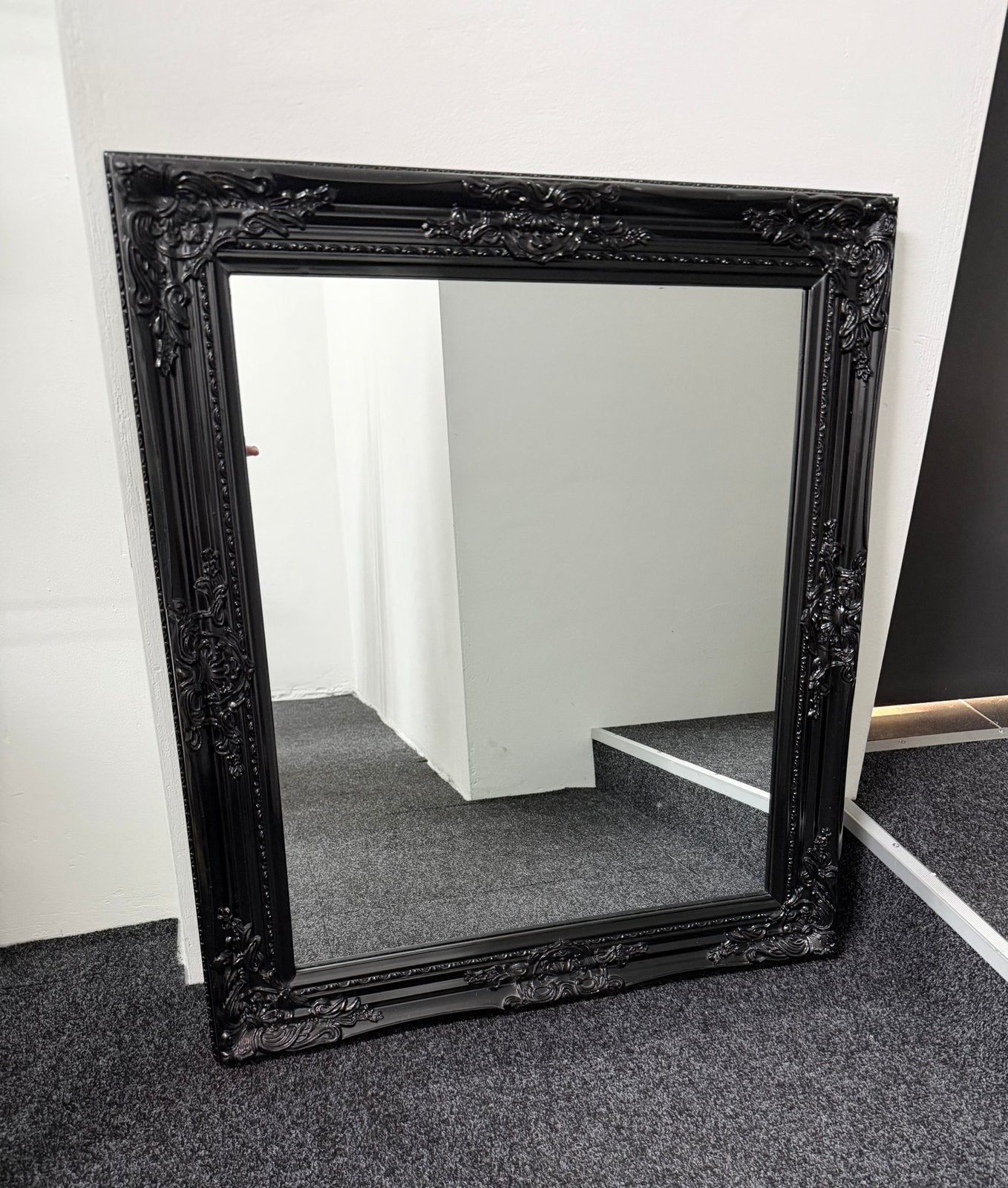 Mooie Zwarte Barok Spiegel 63 x 73 cm., Ophalen, Zo goed als nieuw, Minder dan 100 cm, Rechthoekig