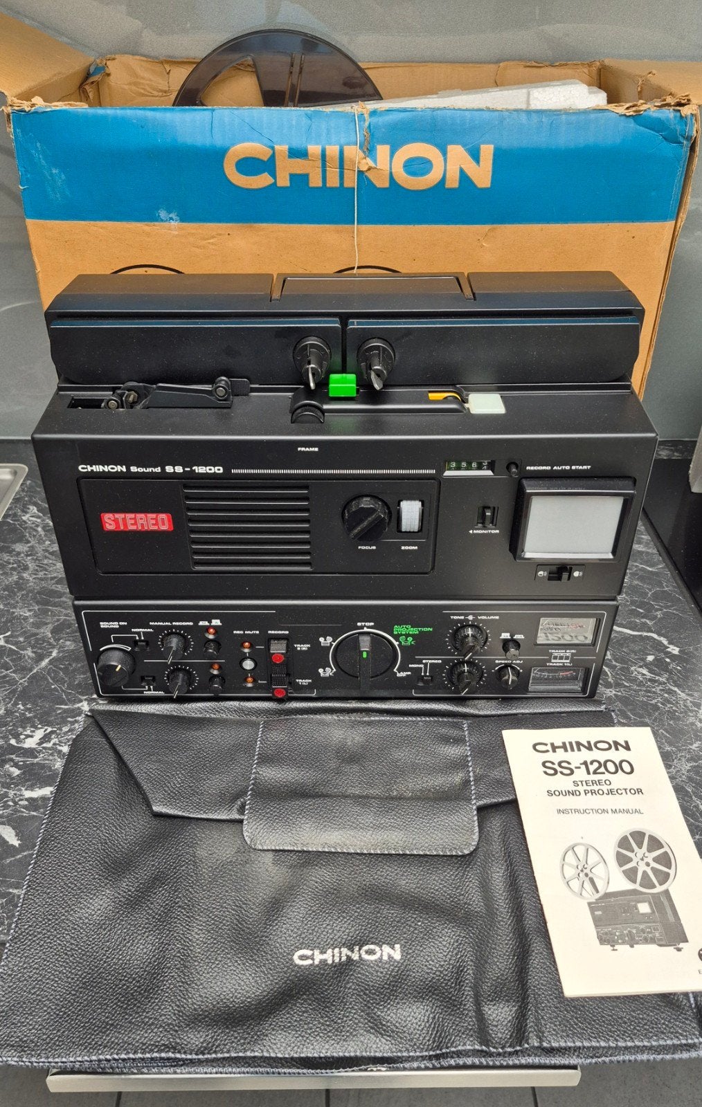 Chinon Sound SS-1200 Stereo Sound Movie Projector (m2450144049