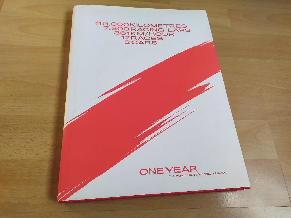 One Year - The story of Toyota's Formula 1 debut, Boeken, Ophalen of Verzenden, Gelezen, Toyota