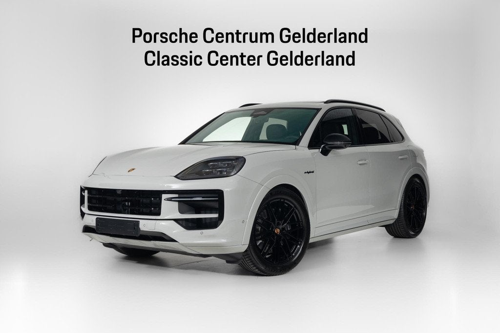Porsche Cayenne E-Hybrid Black Edition, Auto's, Porsche, Cayenne, 2995 cc, Met garantie (alle), 26 kWh