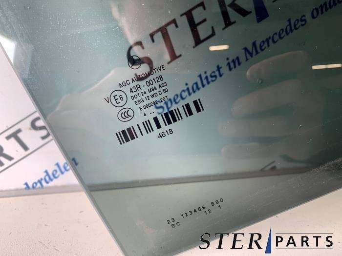 Portierruit 4Deurs rechts-achter van een Mercedes S-Klasse, Gebruikt, -, Ophalen of Verzenden, -
