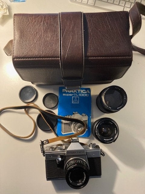 Praktica spiegelreflex SupTL-1000+3 lenzen, 28,50,135mm.35 €, Ophalen of Verzenden, Gebruikt, Spiegelreflex, Overige Merken