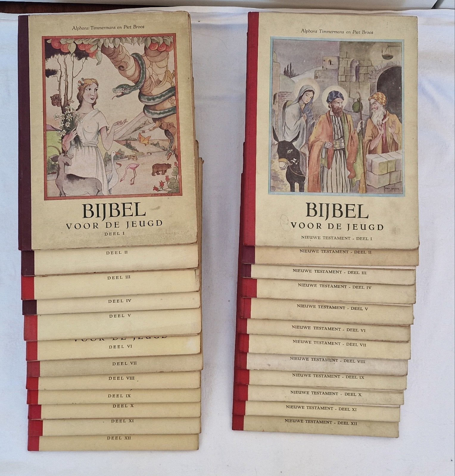Bijbel voor de Jeugd,1946-48 - Complete set (24 delen), Ophalen of Verzenden, Gelezen, Alphons Timmermans en Piet Broos, Christendom | Katholiek