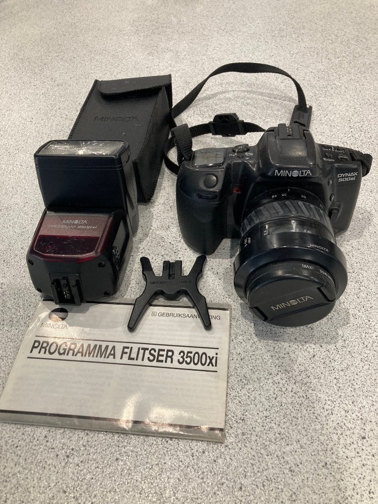 Minolta Dynax 500si SLR camera met toebehoren, Ophalen of Verzenden, Gebruikt, Spiegelreflex, Minolta