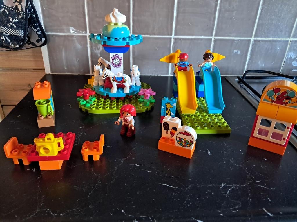 Duplo 10841 Familie kermis, Kinderen en Baby's, Speelgoed | Duplo en Lego, Ophalen of Verzenden, Zo goed als nieuw, Duplo