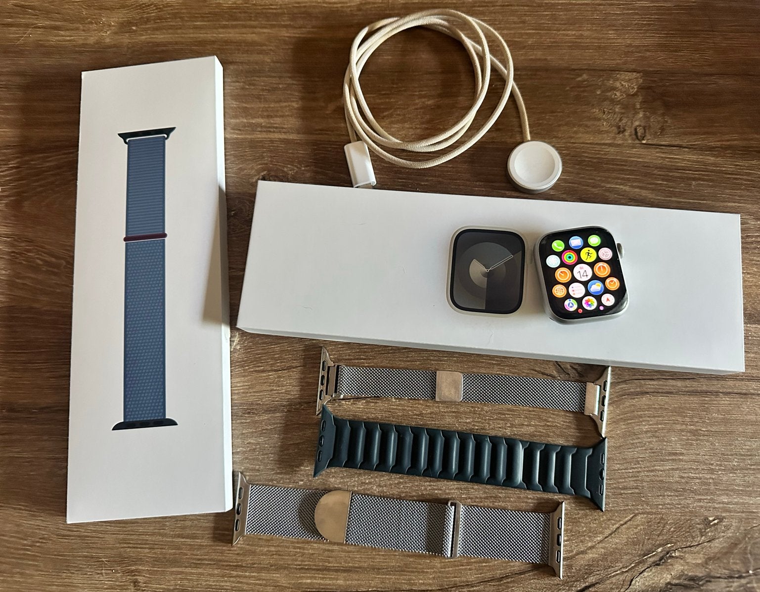 Apple Watch 9 45mm Zilver in zeer goede staat + 4 bandjes, Ophalen, IOS, Zo goed als nieuw, Zilver