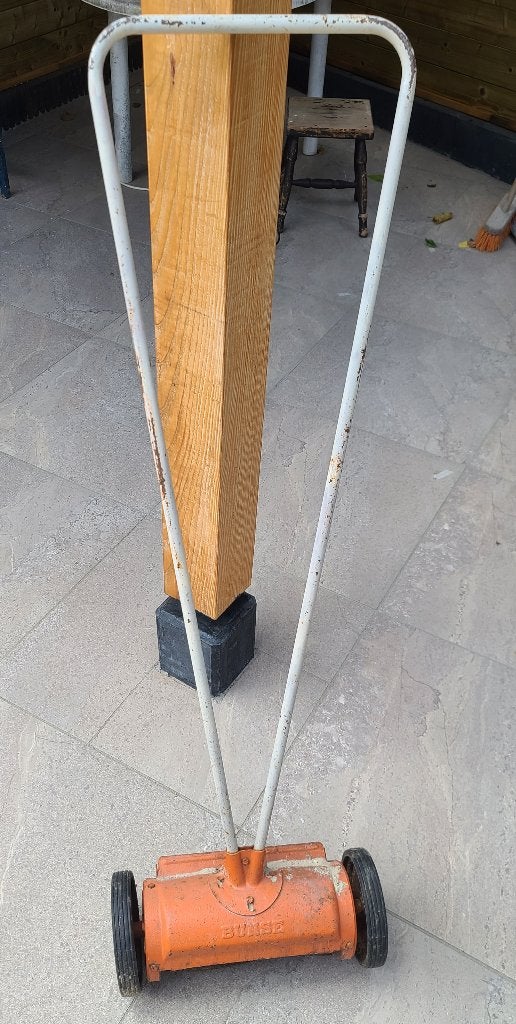 Antieke Bunze grasmaaier. Antiek, Ophalen
