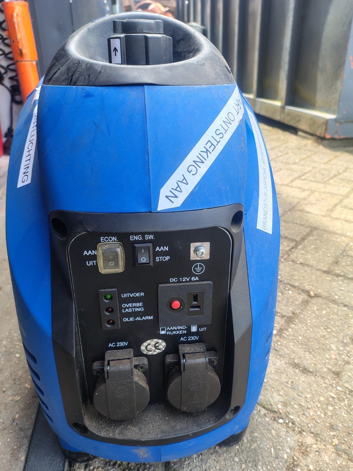 2 kw stillere aggregaat, Ophalen, Zo goed als nieuw
