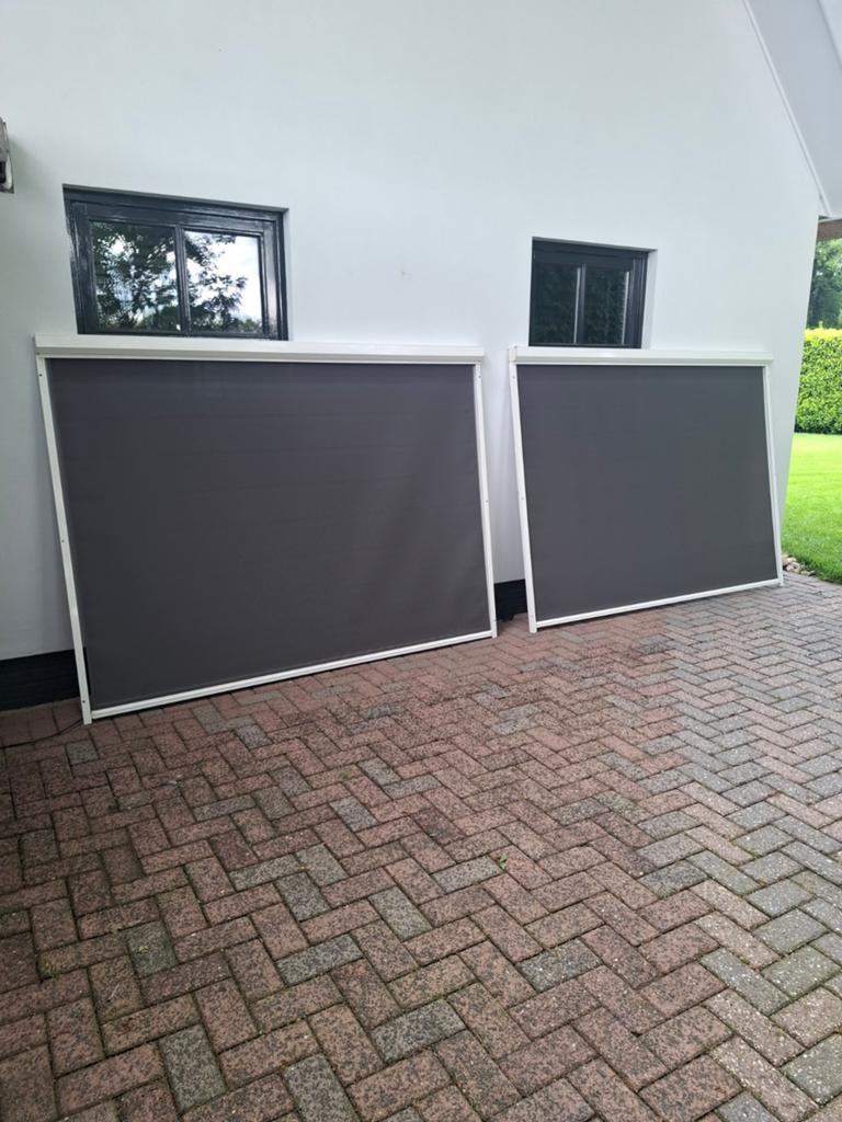 2 st. Screens 224 breed x 166 hoog, Ophalen, Gebruikt, Elektrisch, Minder dan 250 cm