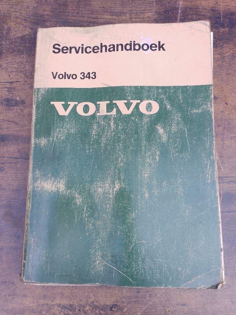 Volvo 343  dealer werkplaatsboek complete auto  1976, Ophalen of Verzenden, Gelezen, Volvo