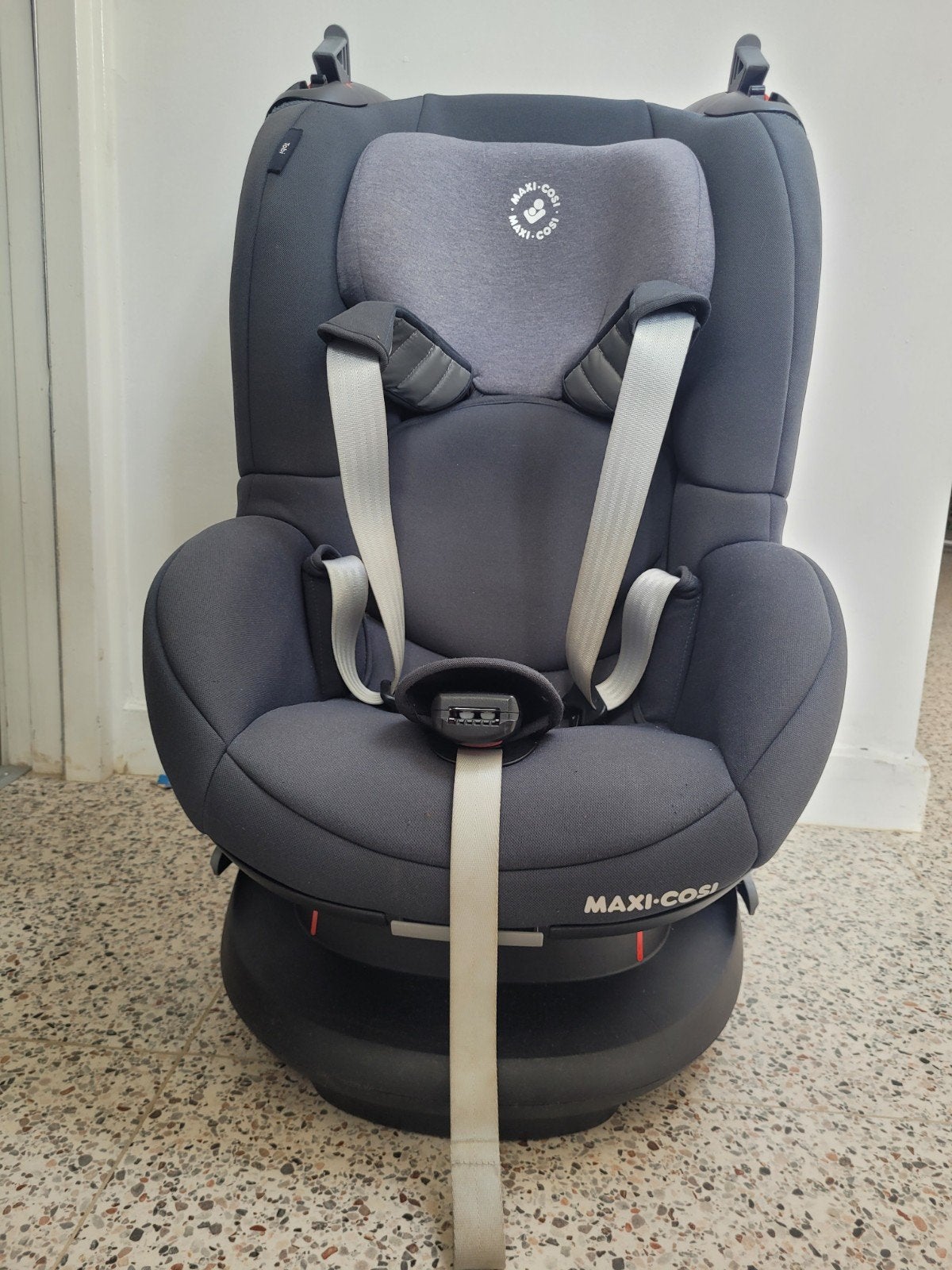 Maxi-Cosi Tobi in zeer goede staat, Ophalen, Autogordel, 9 t/m 18 kg, Zo goed als nieuw