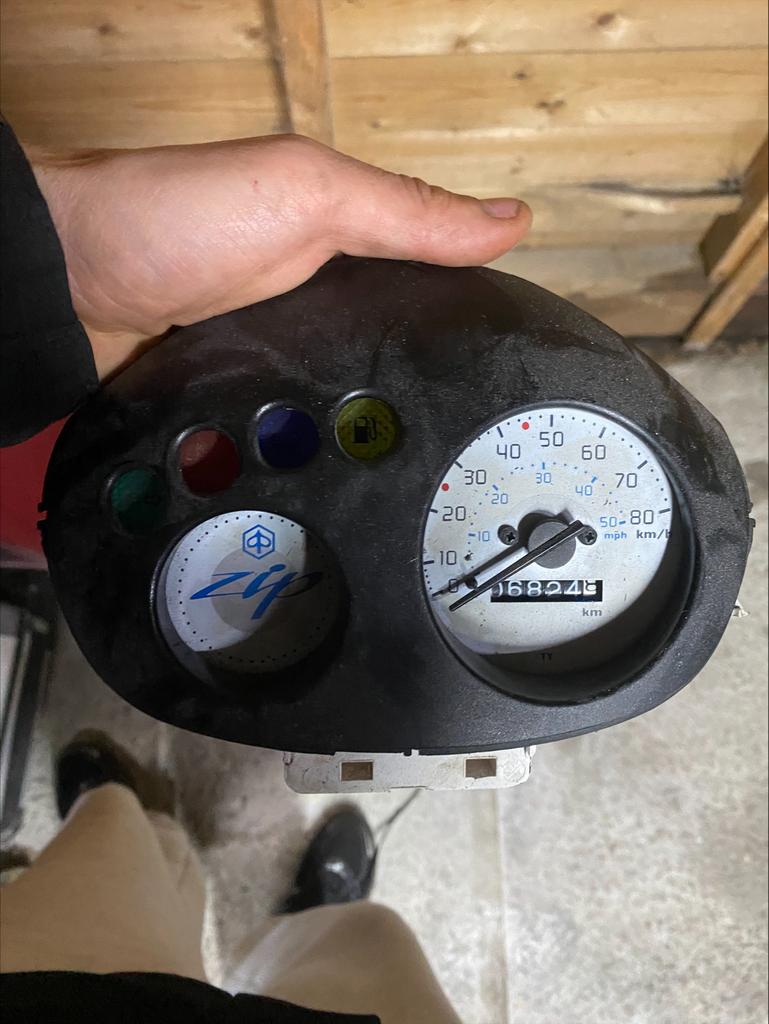 Zip kilometer teller opknapper, Ophalen of Verzenden, Gebruikt, Overige typen, Piaggio