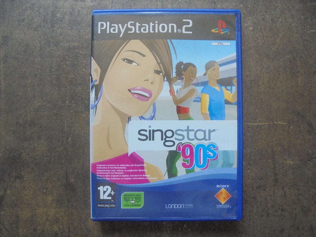 SingStar 90s voor PS2 (zie foto's), Muziek, Gebruikt, Ophalen of Verzenden, 3 spelers of meer
