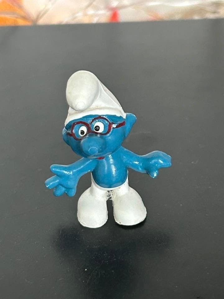 Vintage Brilsmurf poppetje met rode bril - 8x, Verzamelen, Ophalen of Verzenden, Gebruikt, Brilsmurf, Poppetje, Figuurtje of Knuffel