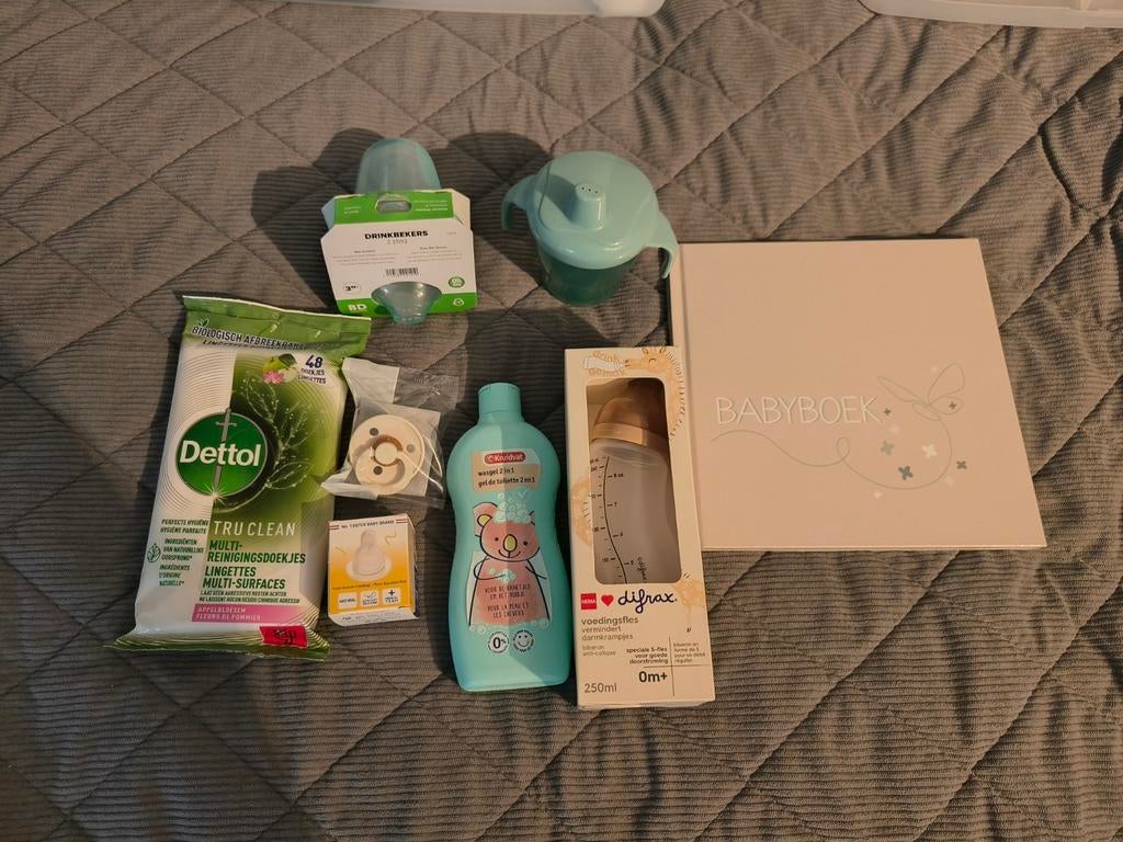 Diverse babyproducten waaronder Difrax fles, Kinderen en Baby's, Babyvoeding en Toebehoren, Ophalen, Overige typen