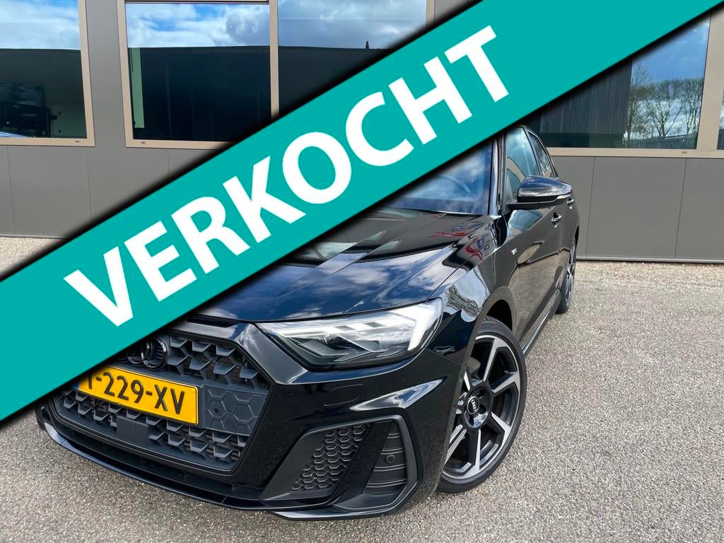 Audi A1 Sportback 40 TFSI S Line edition one Dealer onderhou, Auto's, Audi, 4 cilinders, 1984 cc, Leder en Stof, Zwart