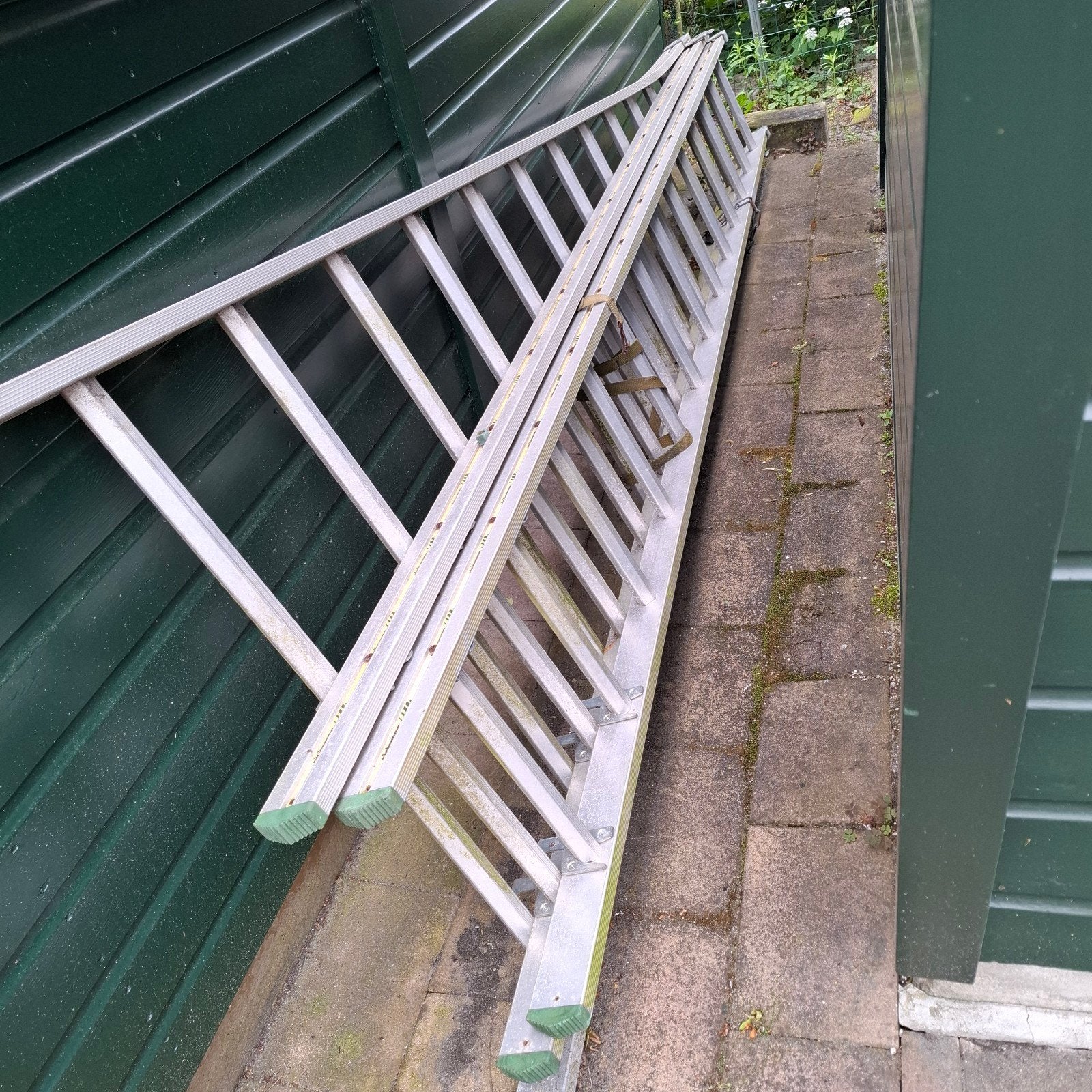 grote aluminium ladder 3 delig met elk 13 treden,, Ophalen, Zo goed als nieuw, 4 meter of meer