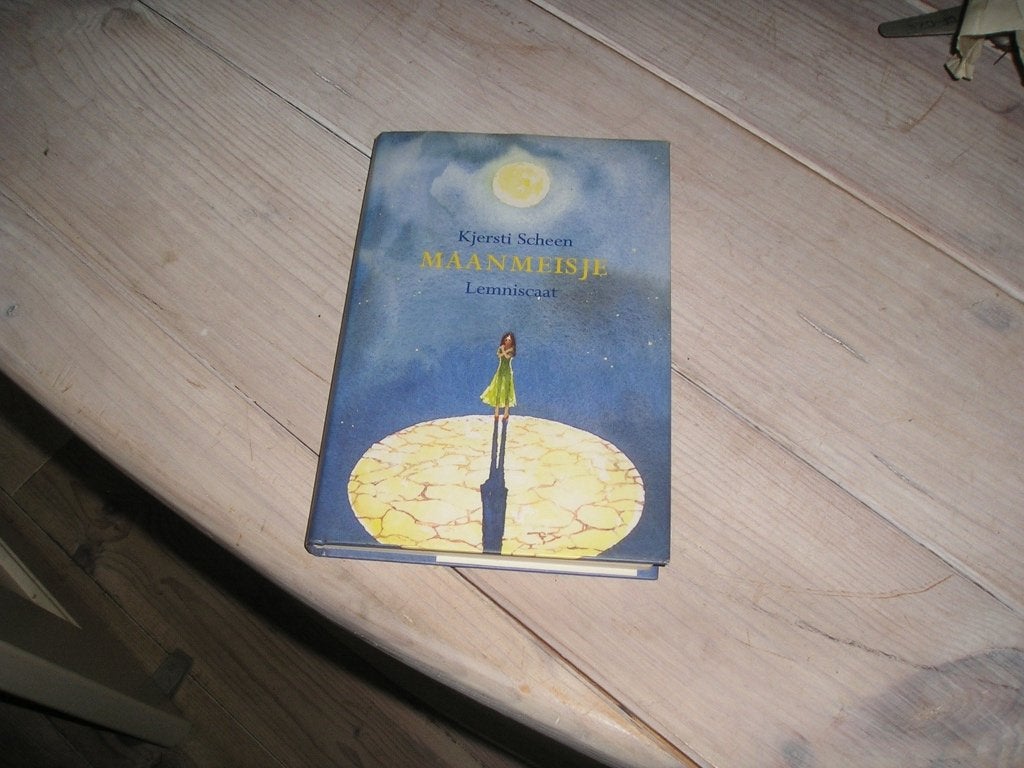 Kjersti Scheen - Maanmeisje, Ophalen of Verzenden, Gelezen, Kjersti Scheen