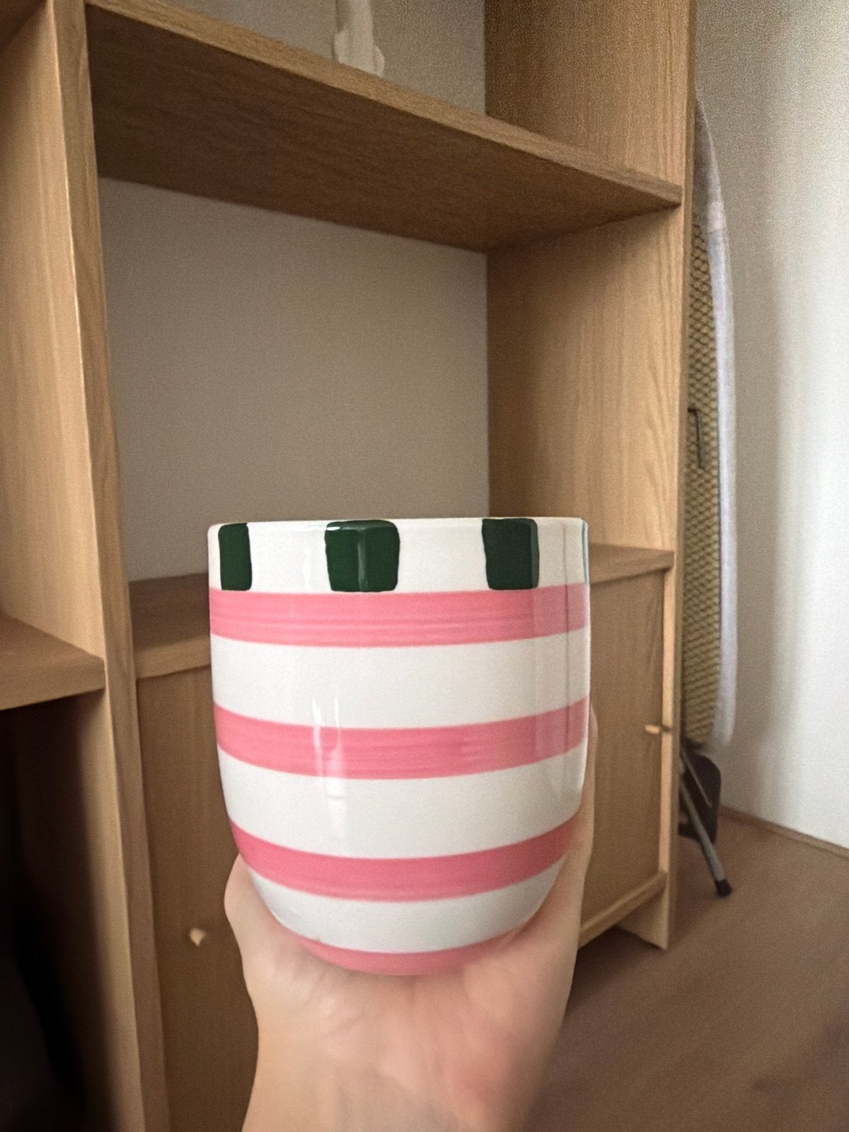 Groot kopje voor koffie of thee - Roze/Groen gestreept, Ophalen, Steen/keramiek, Meerkleurig, Overige merken