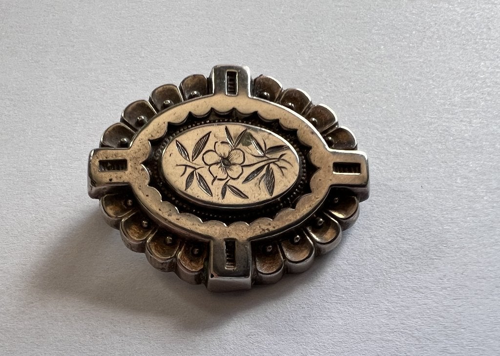 Zilveren Broche George Loveridge & Co (1906) • Sterling 925, Ophalen of Verzenden, Zilver, Broche