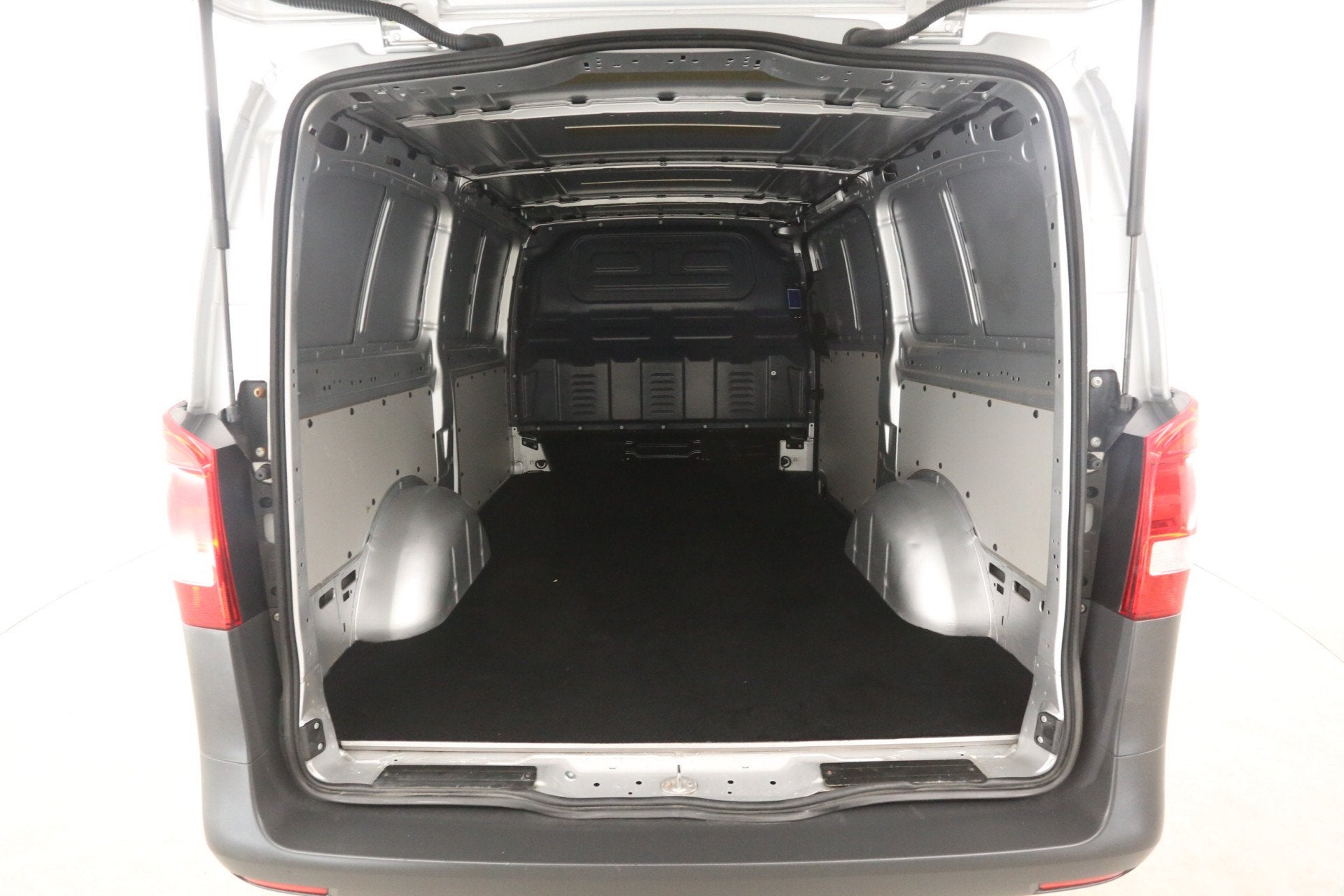 Mercedes-Benz Vito CDI Lang | 140PK | Camera | Schuifdeur |, Auto's, Gebruikt, Euro 6, 4 cilinders, Mercedes-Benz