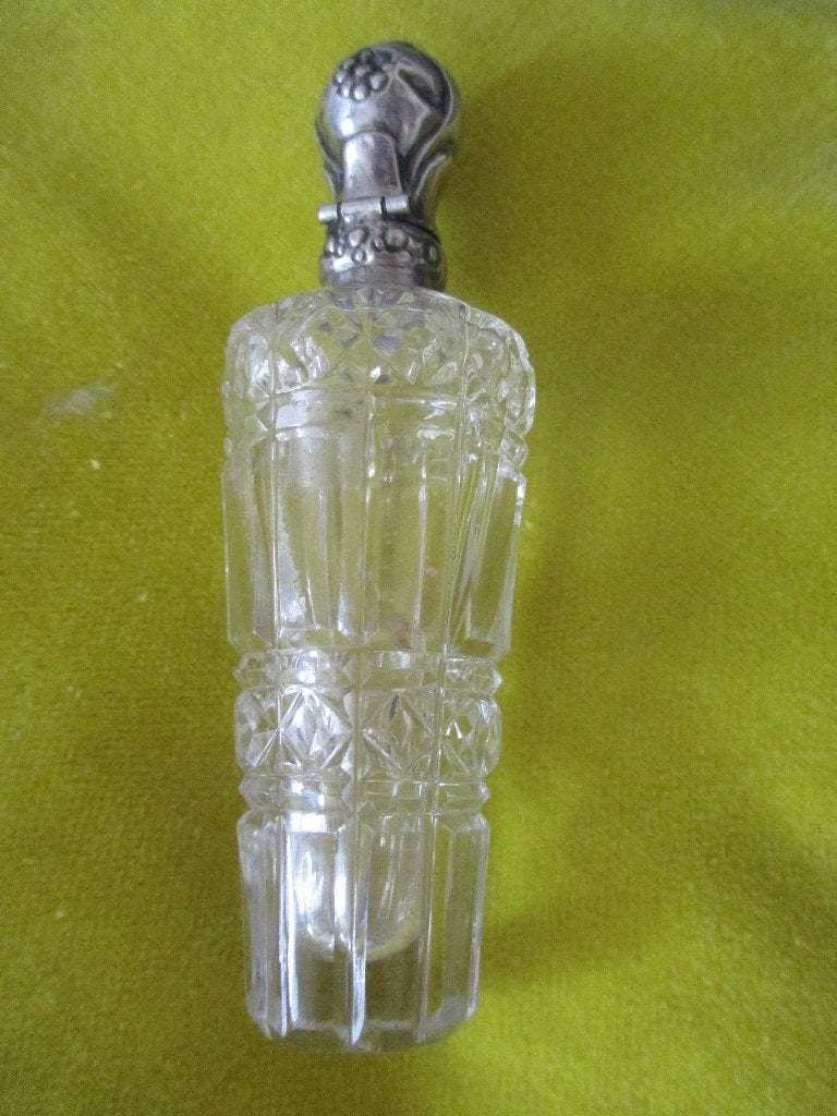parfumflesje met zilveren dop, Antiek en Kunst, Antiek | Goud en Zilver, Ophalen of Verzenden, Zilver