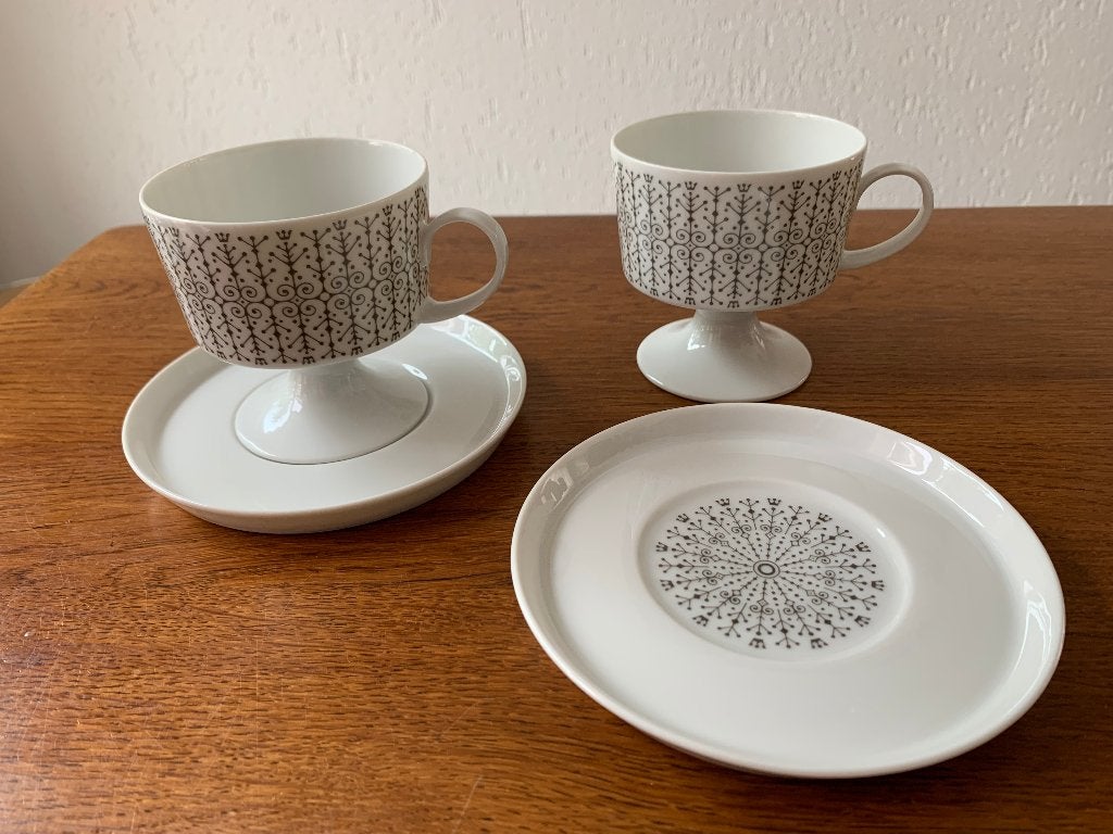 2 Koppen en Schotels "Rosenthal" 'Secunda Grau' Tapio Nieuw, Huis en Inrichting, Keuken | Servies, Nieuw, Ophalen of Verzenden