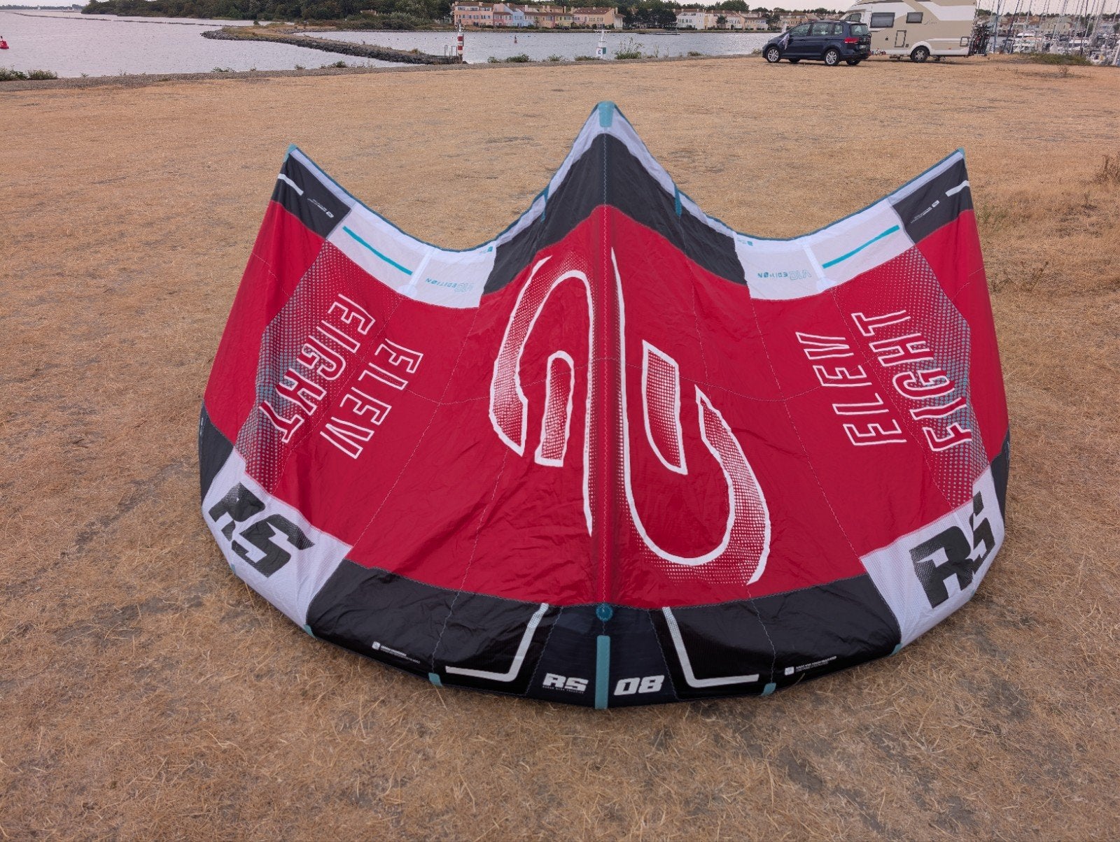 Eleveight Kites 2026 RS & RS+ 12 9 8 7m & CSbar L & S, Geen board, Ophalen