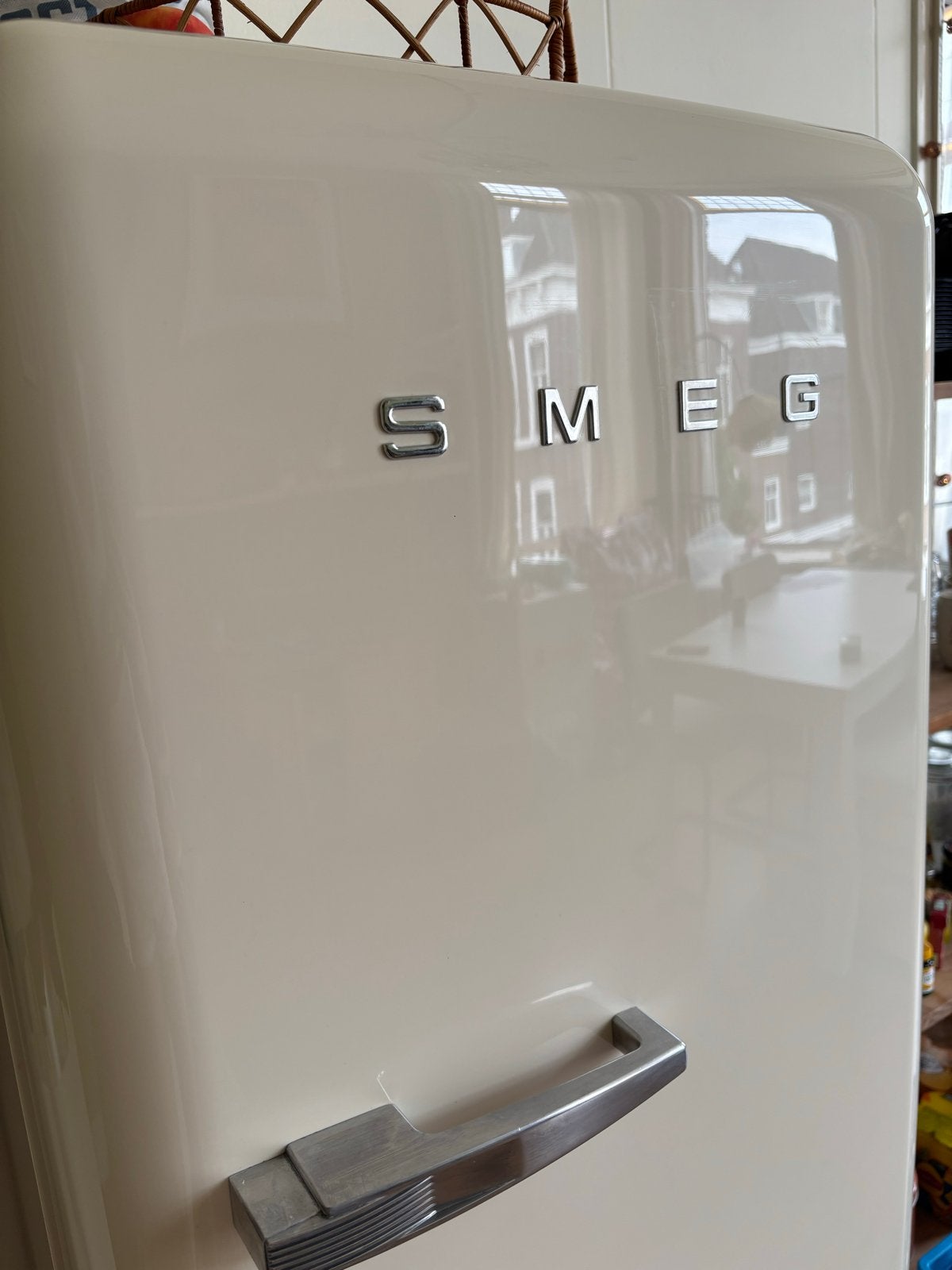 Smeg retro koelkast met klein vriesvak crème, Ophalen, 150 tot 200 liter, Gebruikt, 140 tot 160 cm