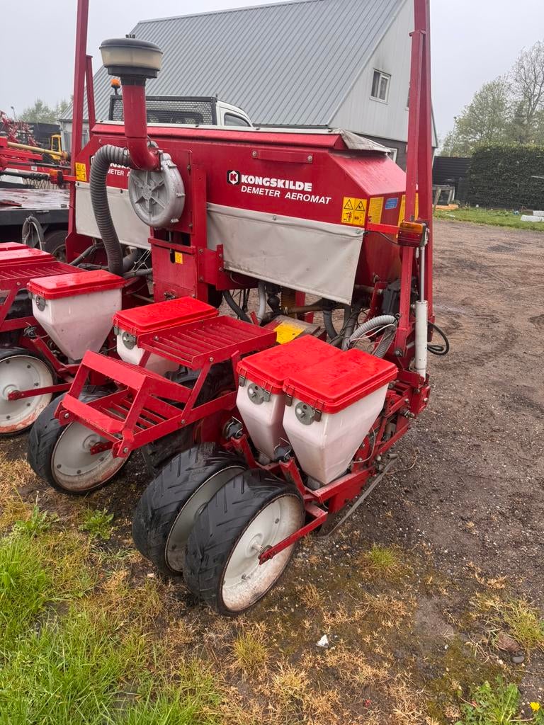 Kongskilde becker t6 zs2000 maiszaaimachine, Ophalen, Veehouderij, Becker, Kongkilde