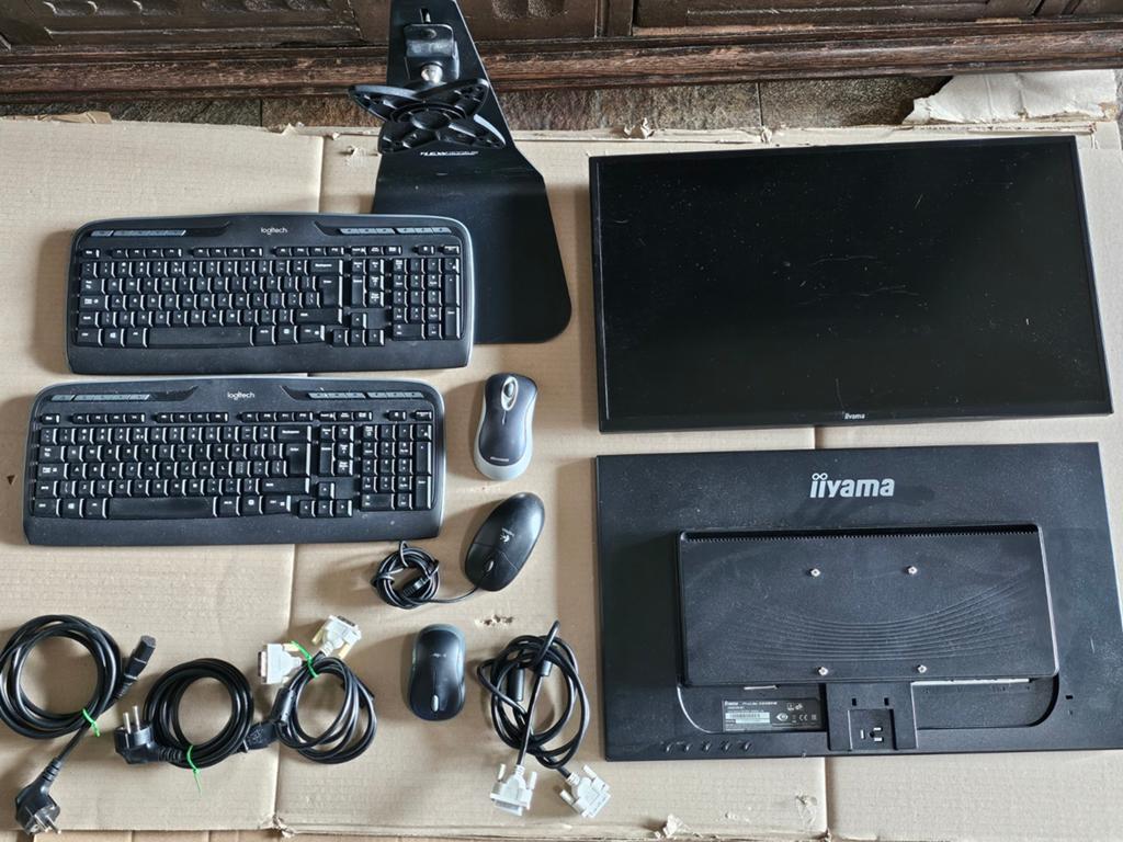 Prima pc-schermen toetsenborden, Ophalen of Verzenden, Audio