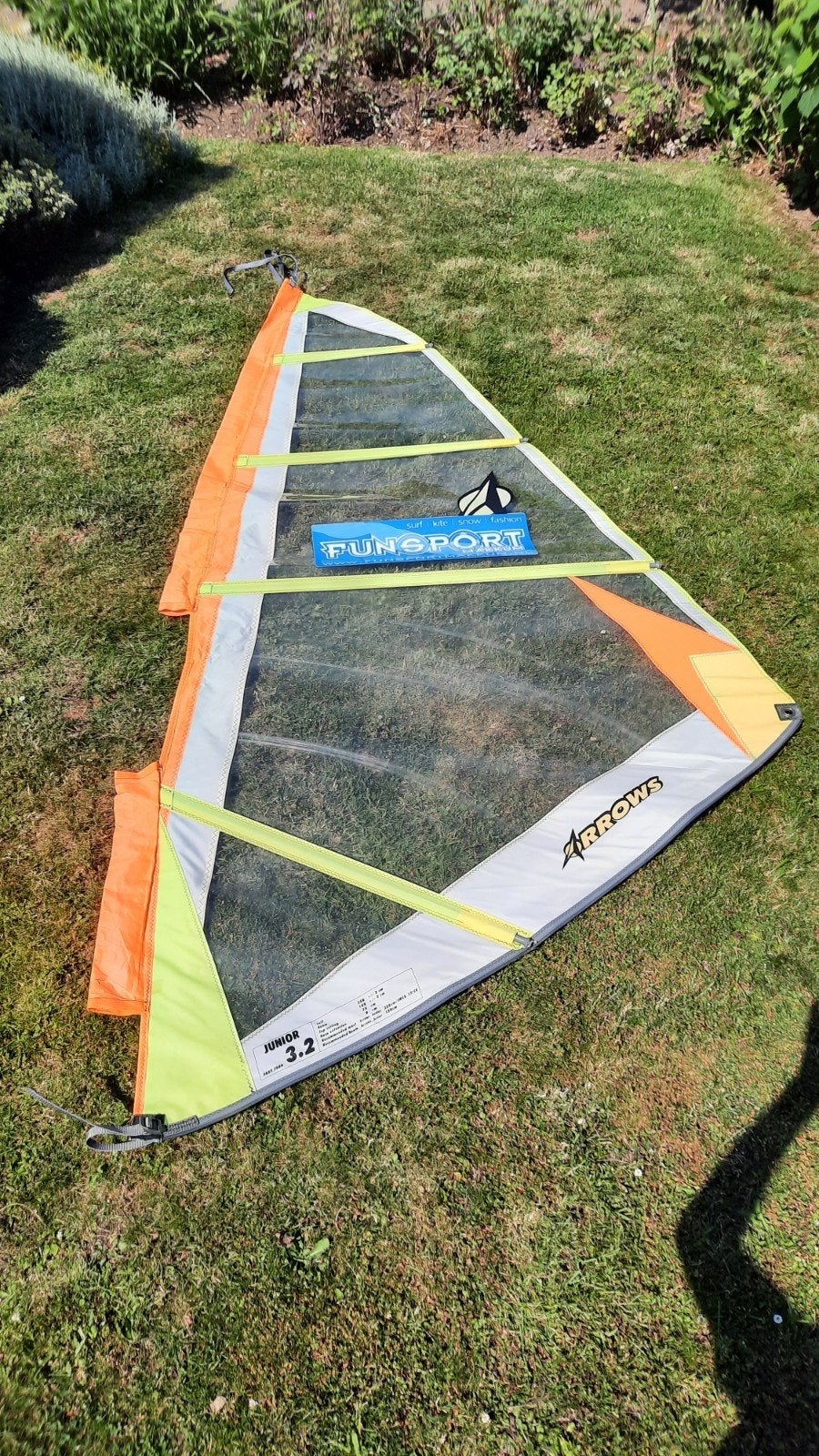 Arrows Junior 3.2m2 surfzeil. In goede staat., Watersport en Boten, Windsurfen, Ophalen, Minder dan 3.5 m², Arrows, Zeil