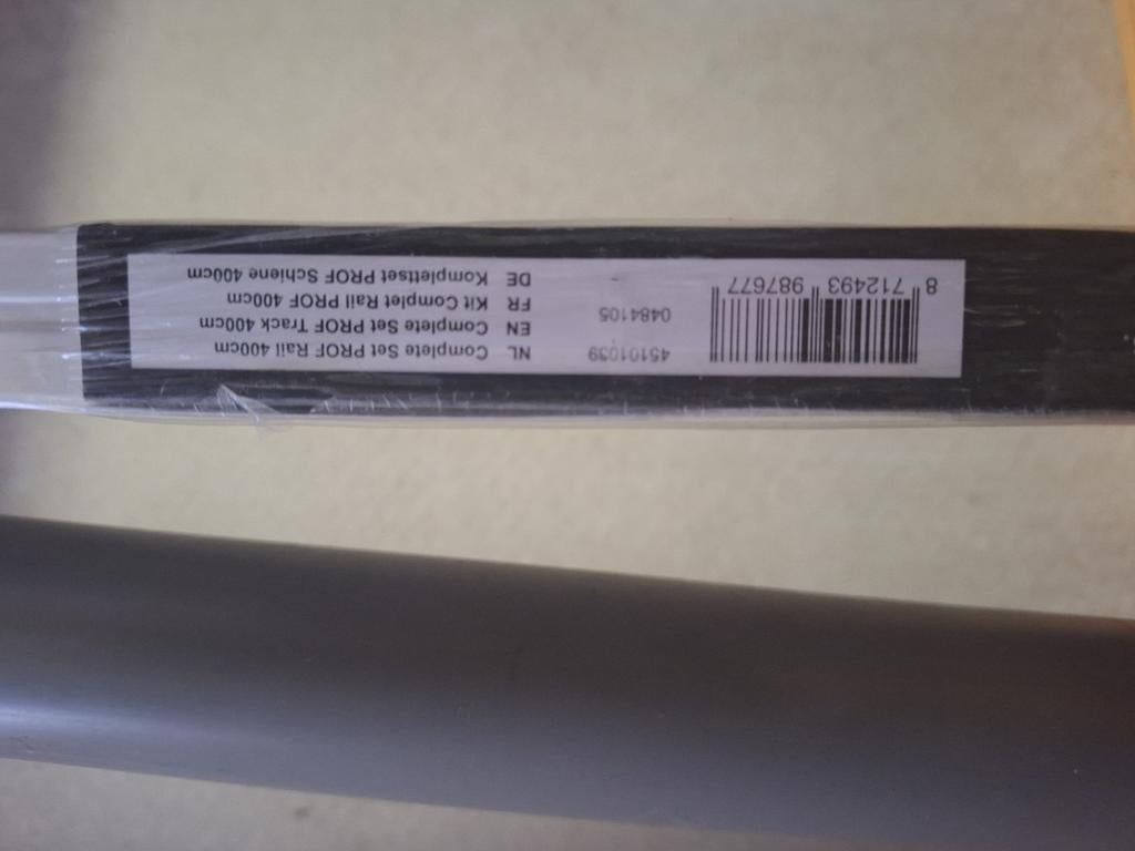 Gordijnrail nieuw in plastic 4m lang, Ophalen