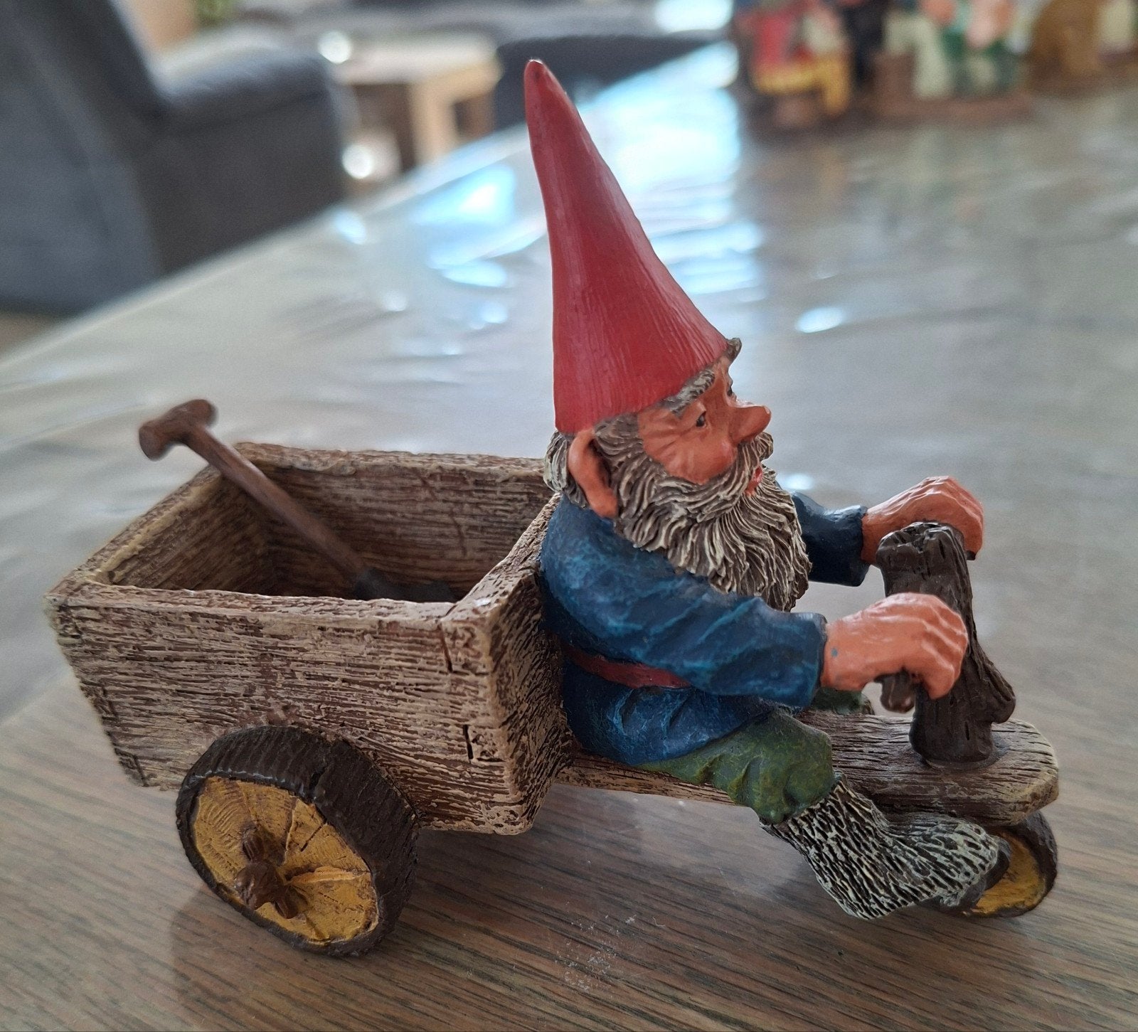 Thomas met wagentje en schop. Naar Rien Poortvliet., Verzamelen, Beelden en Beeldjes, Ophalen of Verzenden, Zo goed als nieuw