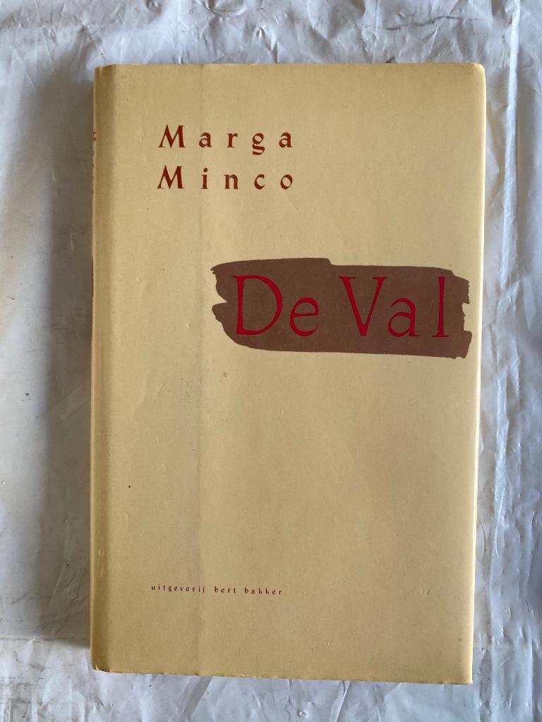 Marga Minco: De val, Ophalen of Verzenden, Gelezen
