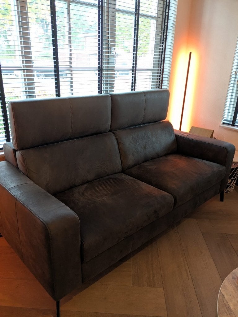 Luxe 3-zitsbank Napels (Microleder Taurus Off Black), Ophalen, Driepersoons, 75 tot 100 cm, Zo goed als nieuw