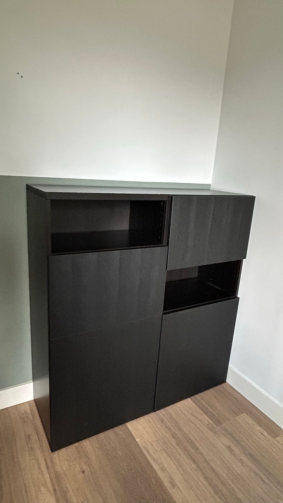 Zwarte kast, Besta Ikea- 120x40x128 cm, Ophalen, Zo goed als nieuw