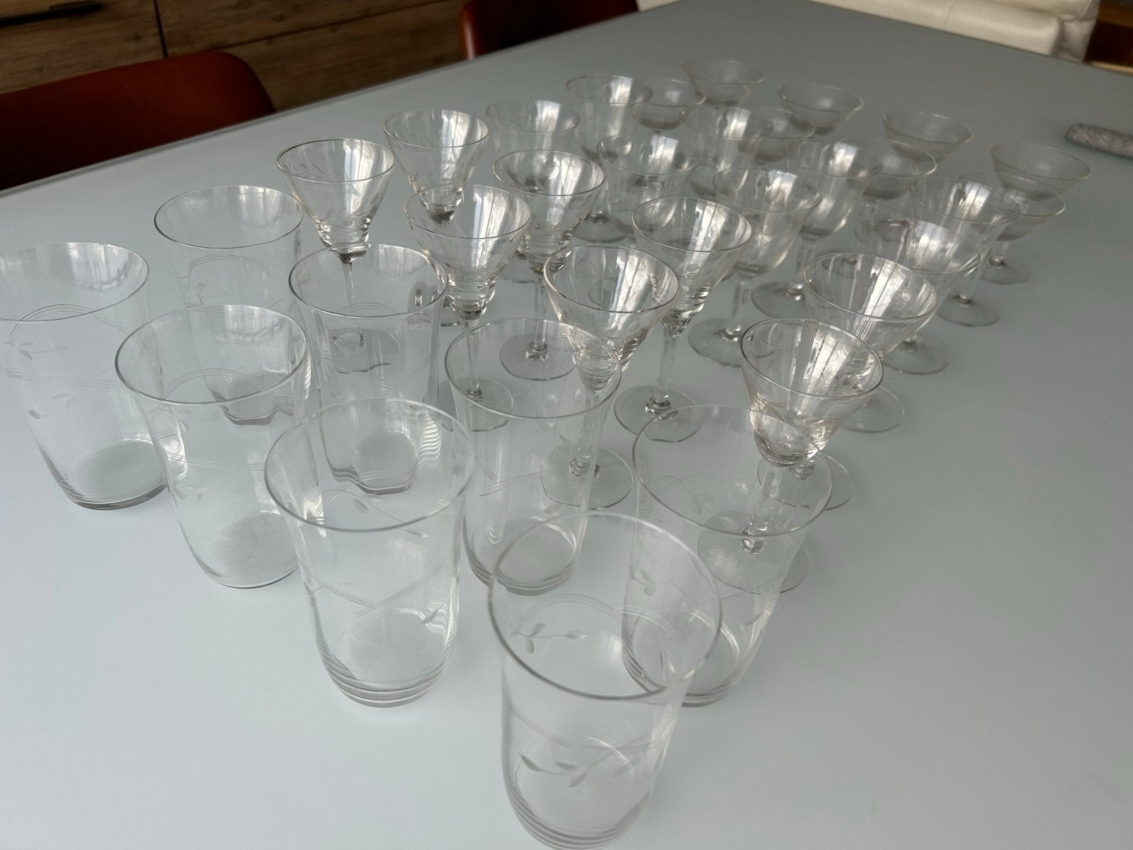 Vintage glazen met sierlijke gravure 8-delig, Antiek en Kunst, Antiek | Glas en Kristal, Ophalen