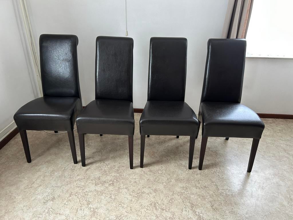 4 donker bruine eetkamer stoelen, Ophalen, Zo goed als nieuw, Bruin, Vier